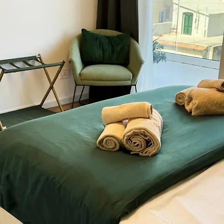 아파트 Vallonea Attico Terrazzato A 10 Min Dal Lungomare *