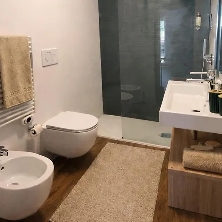 아파트 Vallonea Attico Terrazzato A 10 Min Dal Lungomare 바리